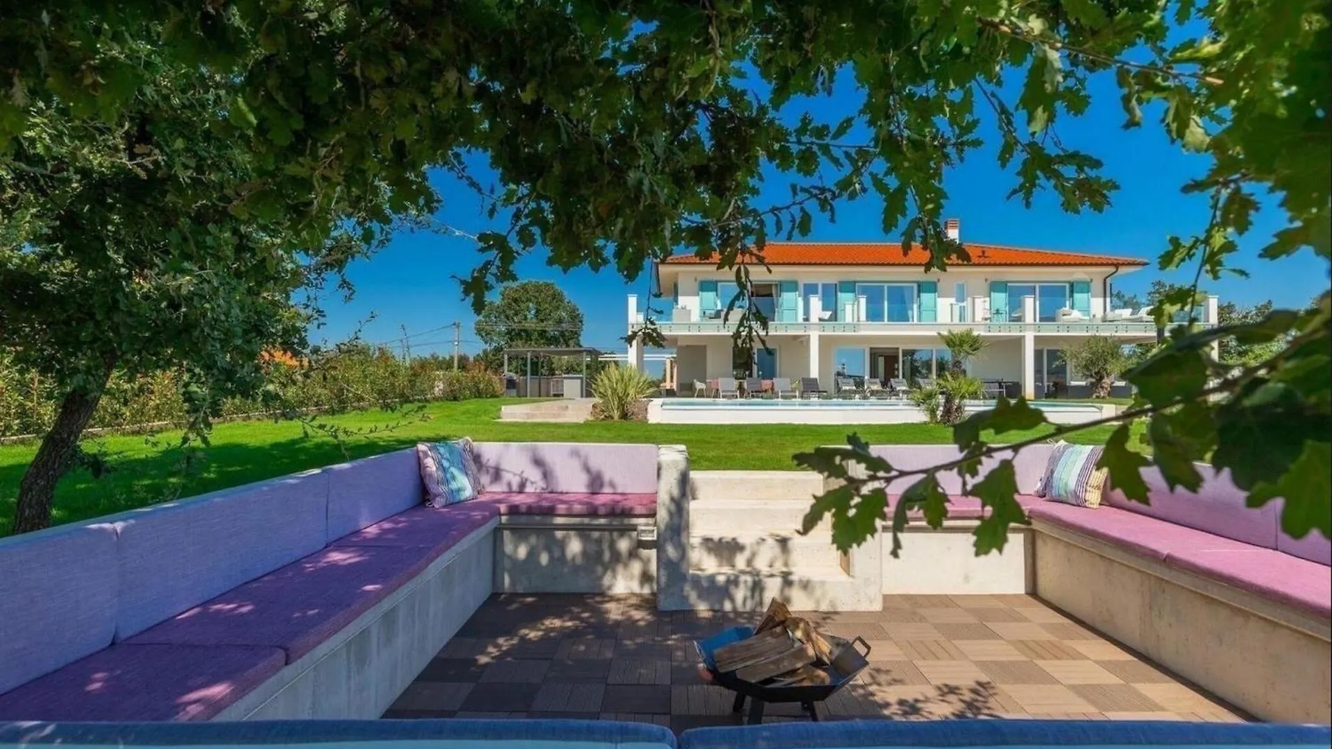 Villa Medici Jursici 0*,  Croatia